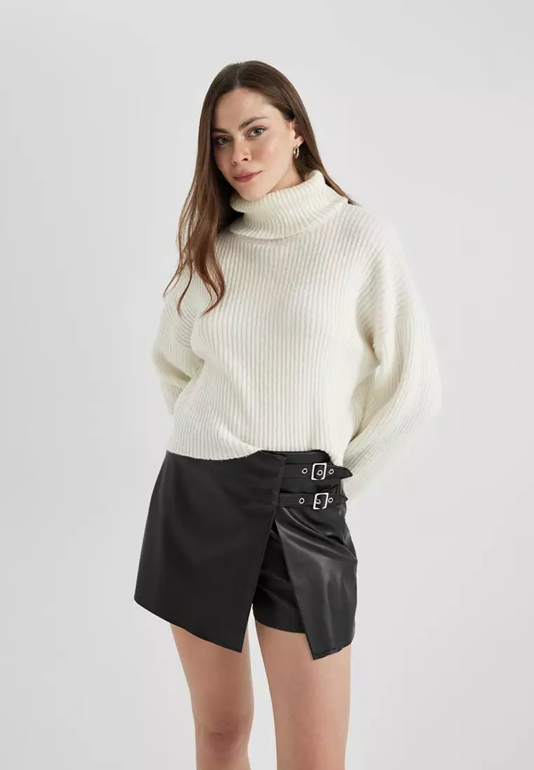 Buckle Skort