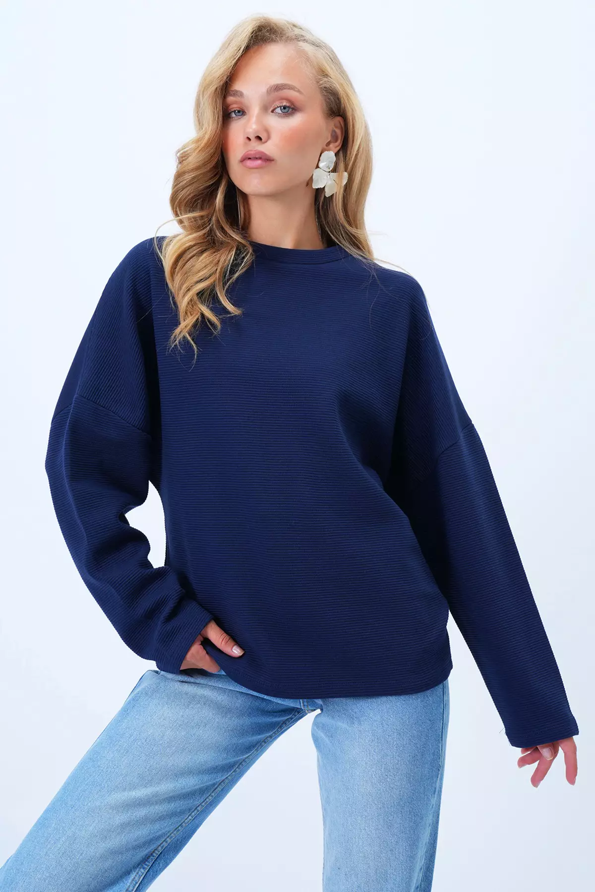 Women's Midnight Blue Crew Neck Batwing Sleeve Wide Cut Basic Blouse Alc-X14391