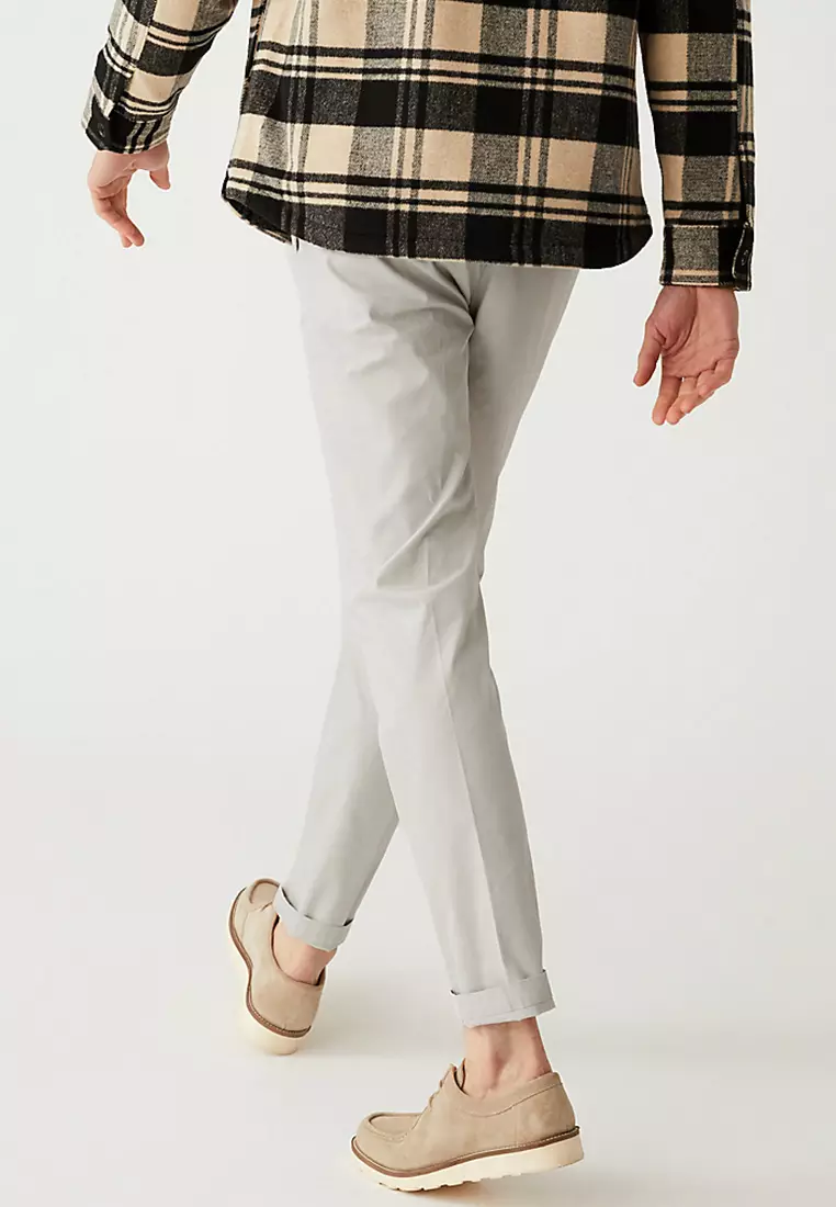 Slim Fit Super Lightweight Chinos