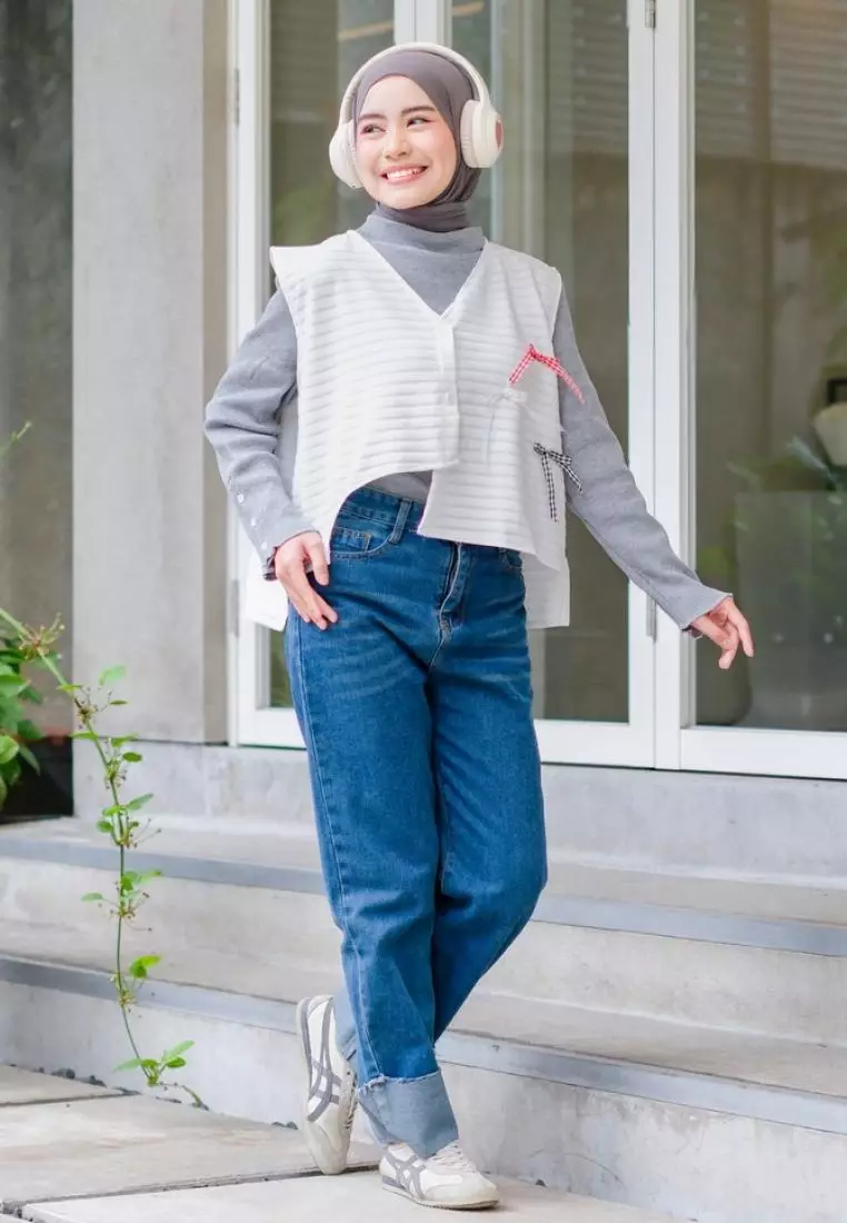 Button Vest With Ribbon - Broken White M19028 R31S2