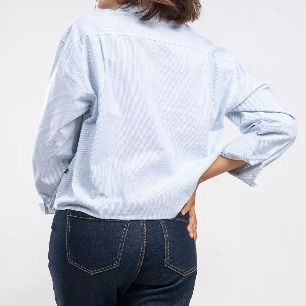 C2 Kerpen Blue Kemeja Oversize Crop - Boxy Shirt Wanita