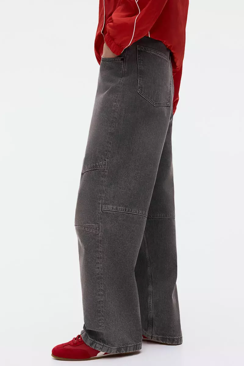 Baggy darted jeans