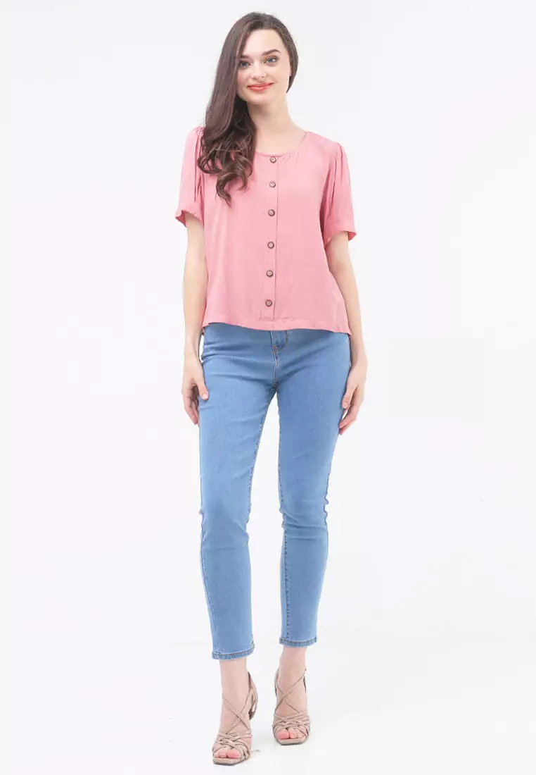 Short Sleeves Roundneck Blouse