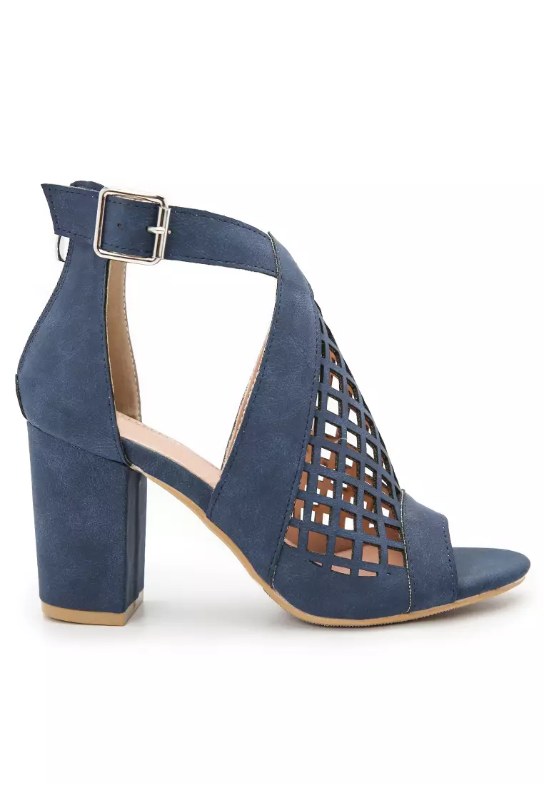 Discount on Twenty Eight Shoes  shoes - SKU: 8cm Hollow Strap High Heel Sandals Wty1719-1
