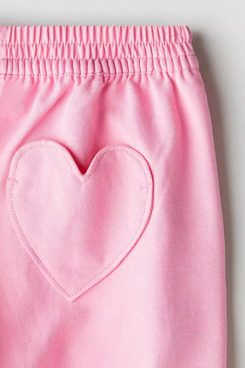 Frill-trimmed shorts