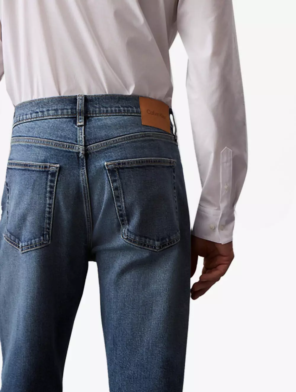 CALVIN KLEIN - STANDARD STRAIGHT FIT TINTED STONE JEANS - Blue - blue