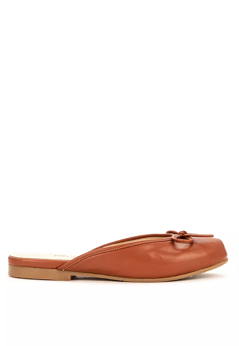 Round Toe Flat Mules