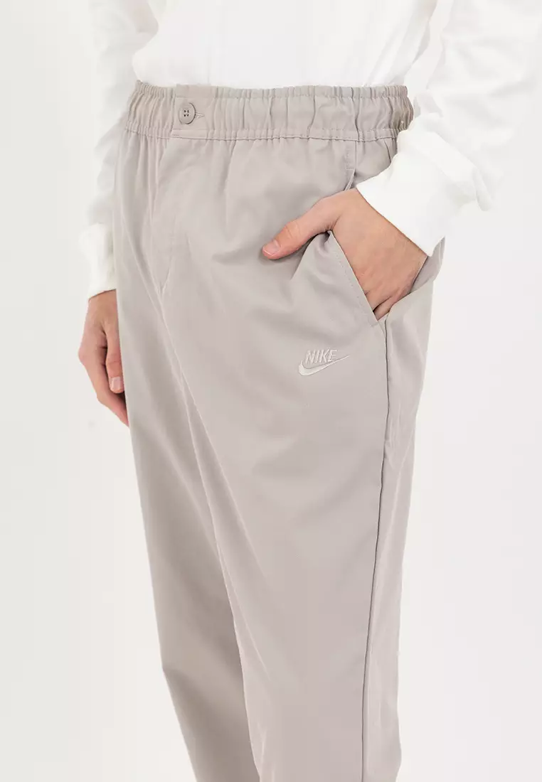 Club Woven Taper Pant