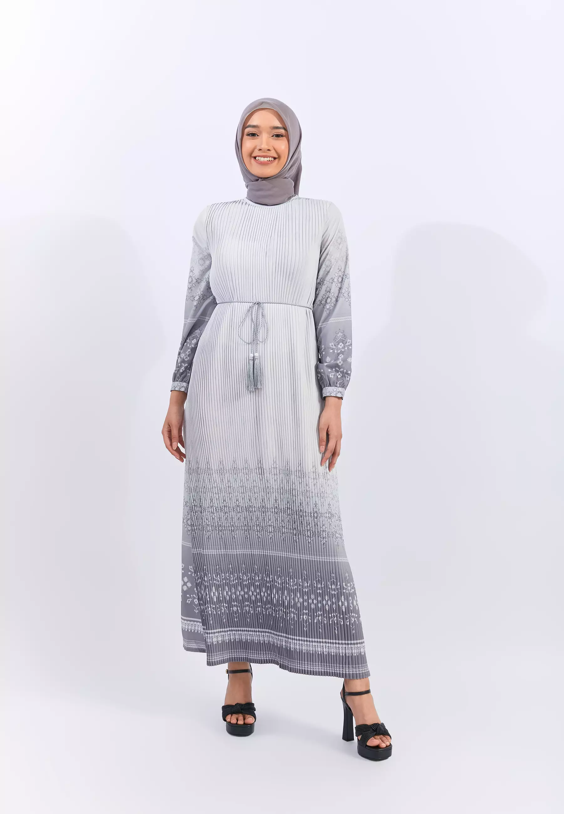 Geela X Aurelie Hermansyah - Hafsah Grey Dress (G.42123)