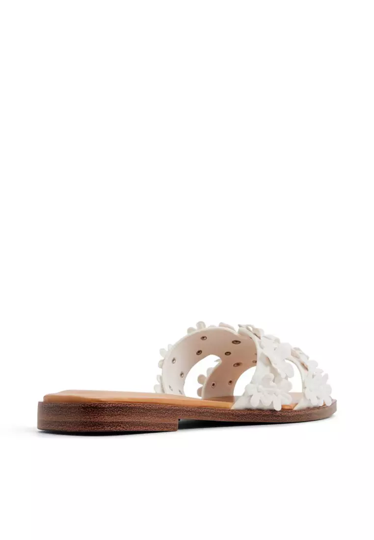 Itsandal Sandals