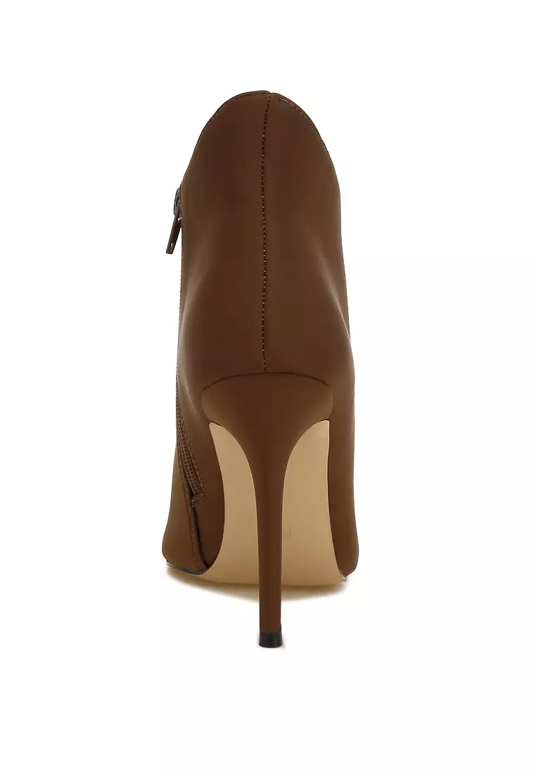 Pleather Concave Cut Ankle Boots in Brown