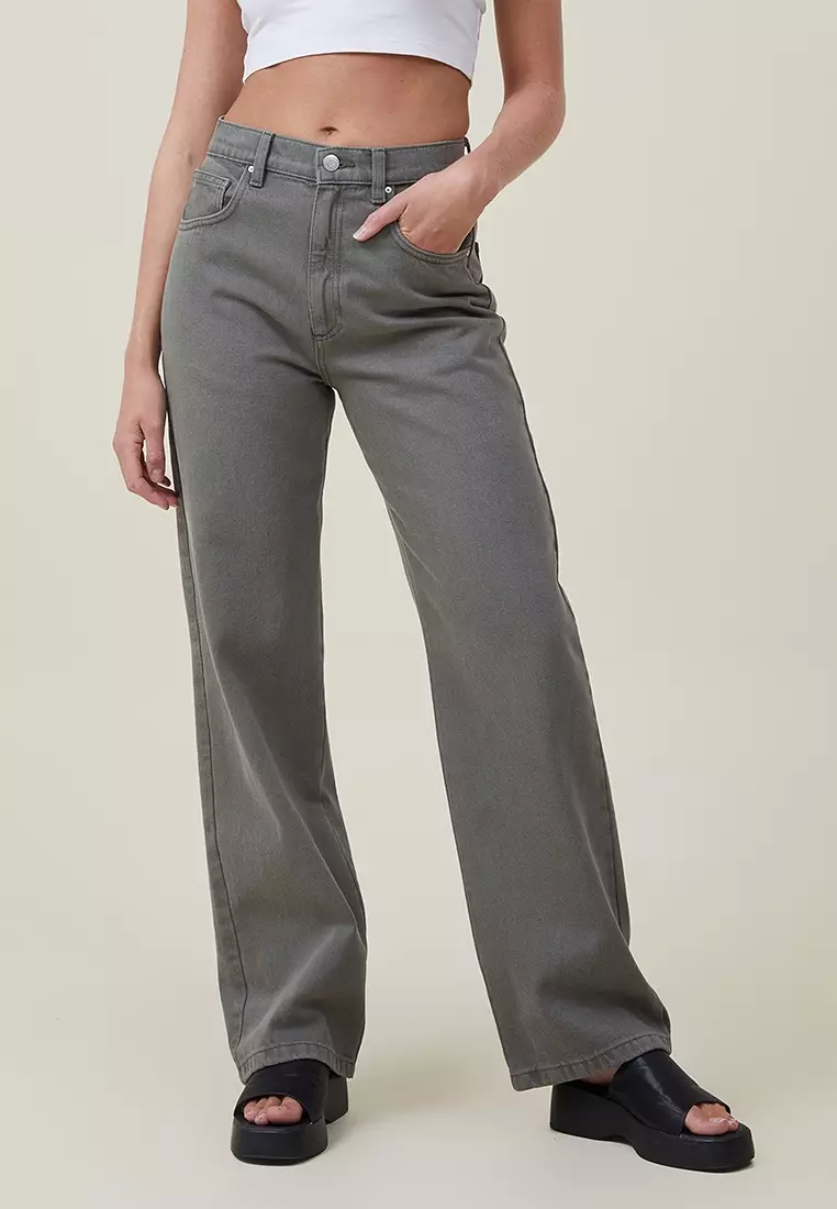 Loose Straight Jeans