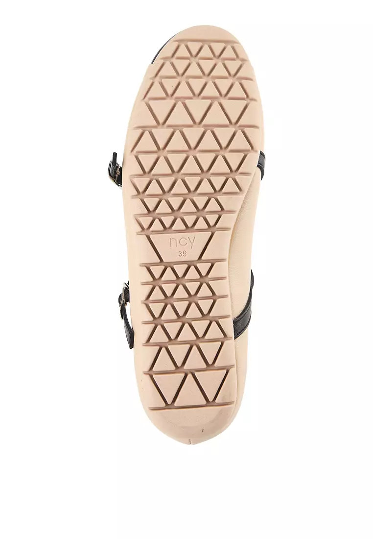 CARLA J2525-3 FLATSHOES CREAM/BLACK