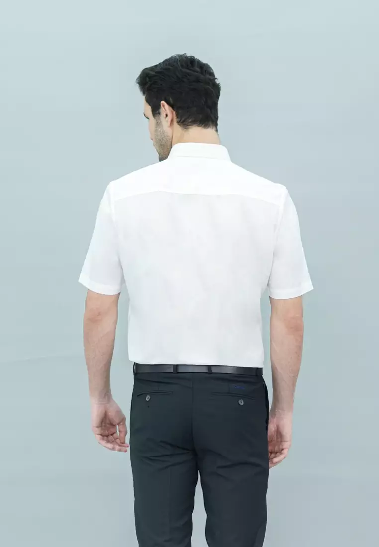Johnwin - Kemeja Formal Basic - Lengan Pendek Warna Putih FSH.650.Q252.967.C-S/S