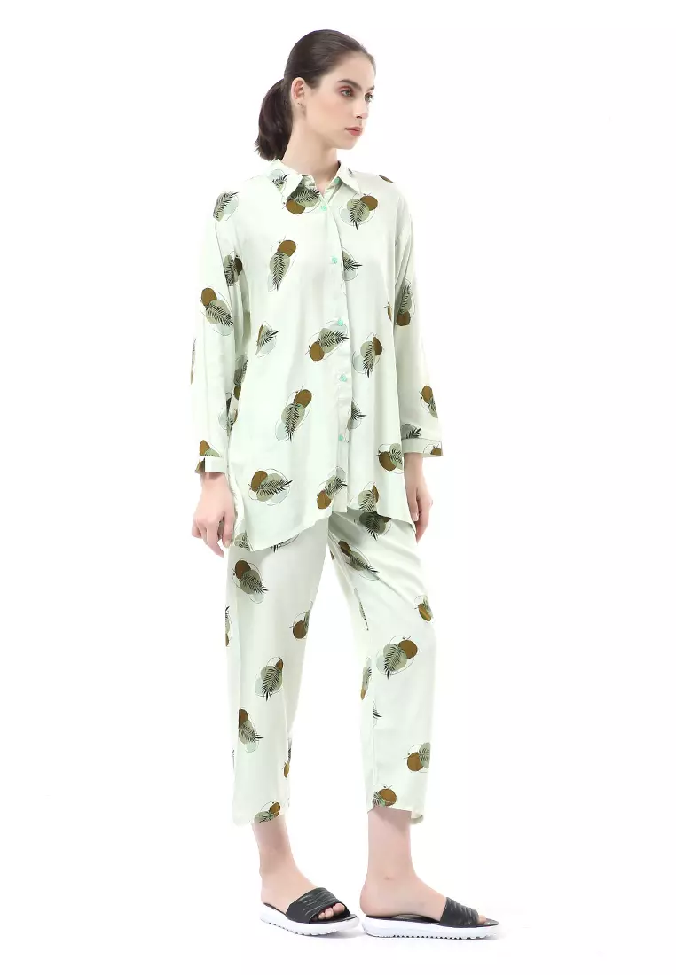 Nayra One Set Setelan Kemeja Wanita Lengan Panjang Leaf Motive Full Kancing Material Rayon ORIGINAL - Green