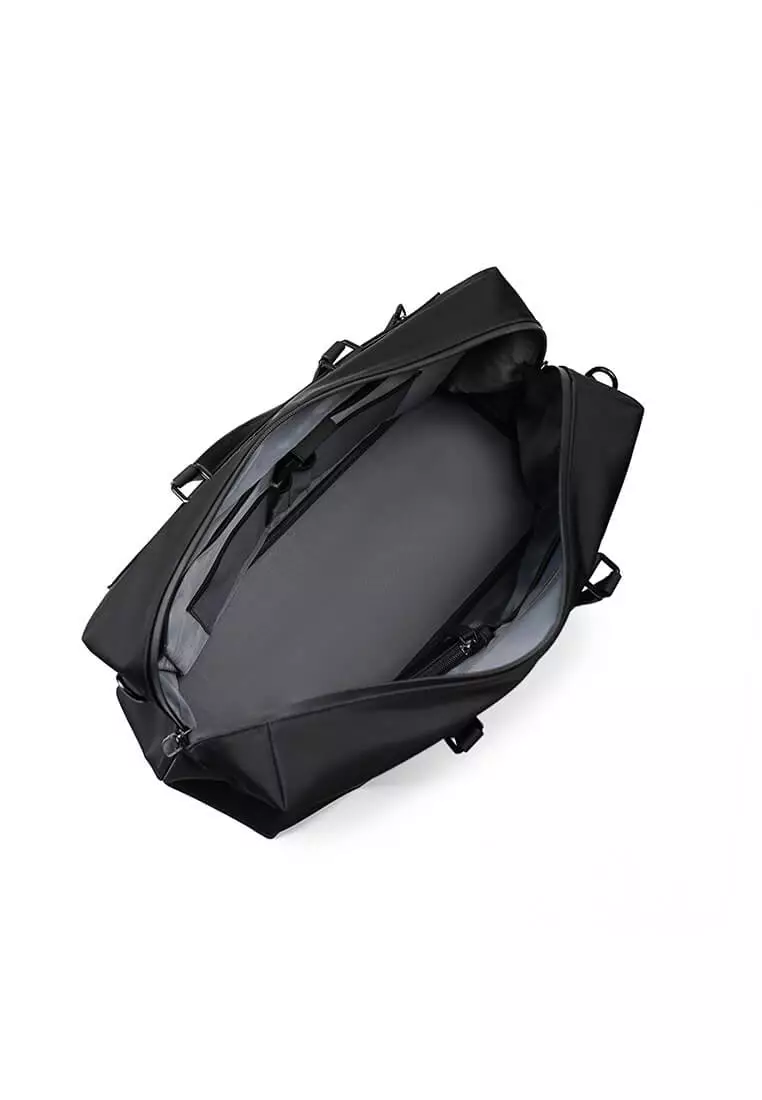 Maverick & Co. Avenue Waterproof Weekender (Black)