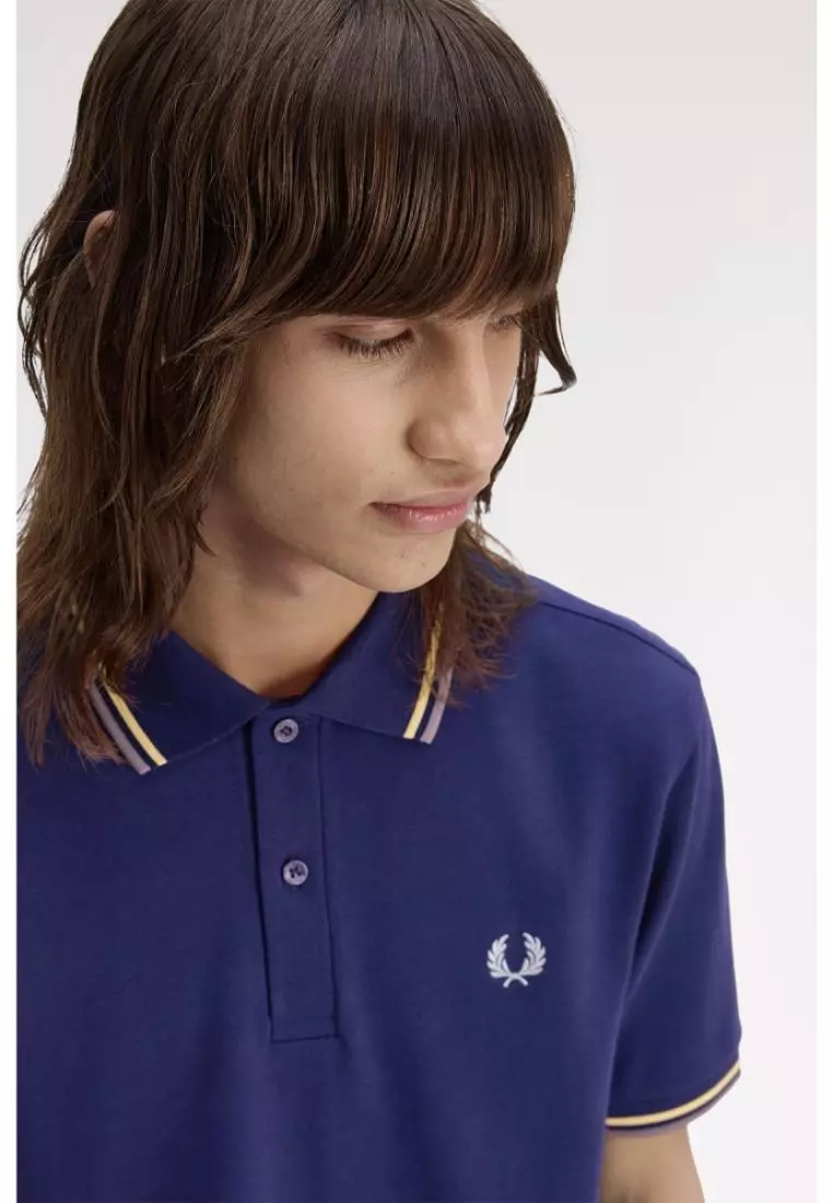 Fred Perry M3600 Twin Tipped Fred Perry Shirt (French Navy / Champion's Gold / Stockport Blue)
