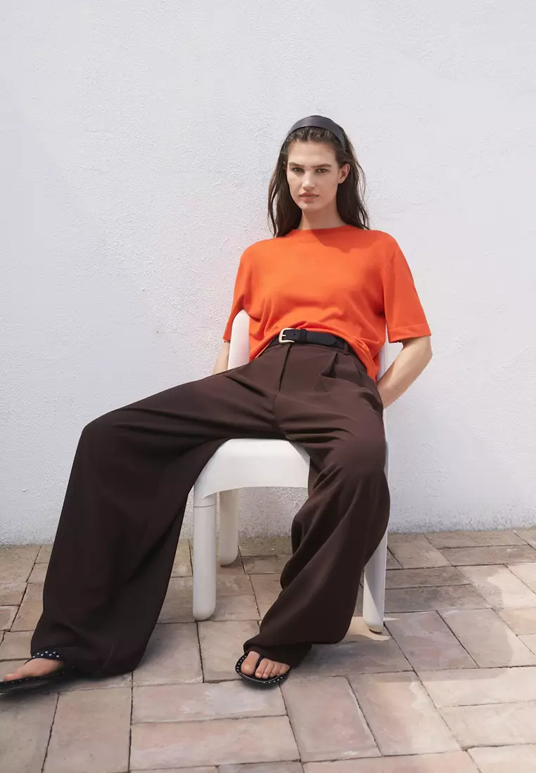 Short-Sleeved Fine-Knit Sweater