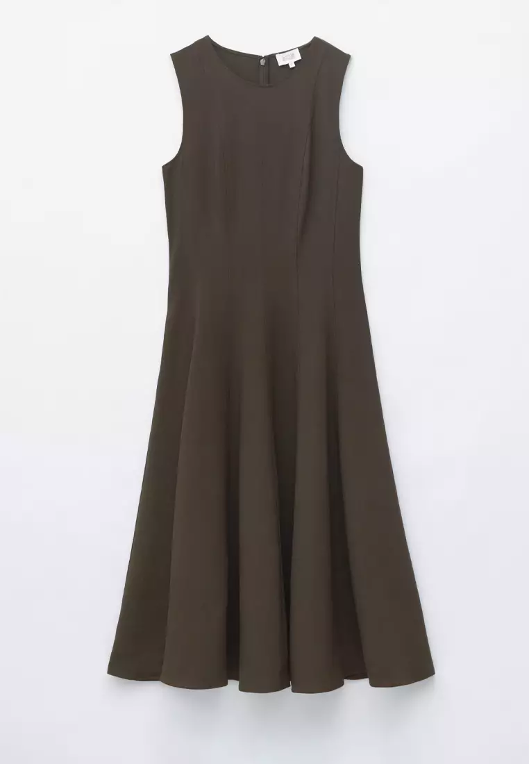 Vertical Cutline Midi Dress