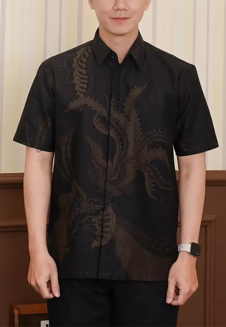 Enzy Batik Essential Kemeja Batik Pria Lengan Pendek Adinata - Black