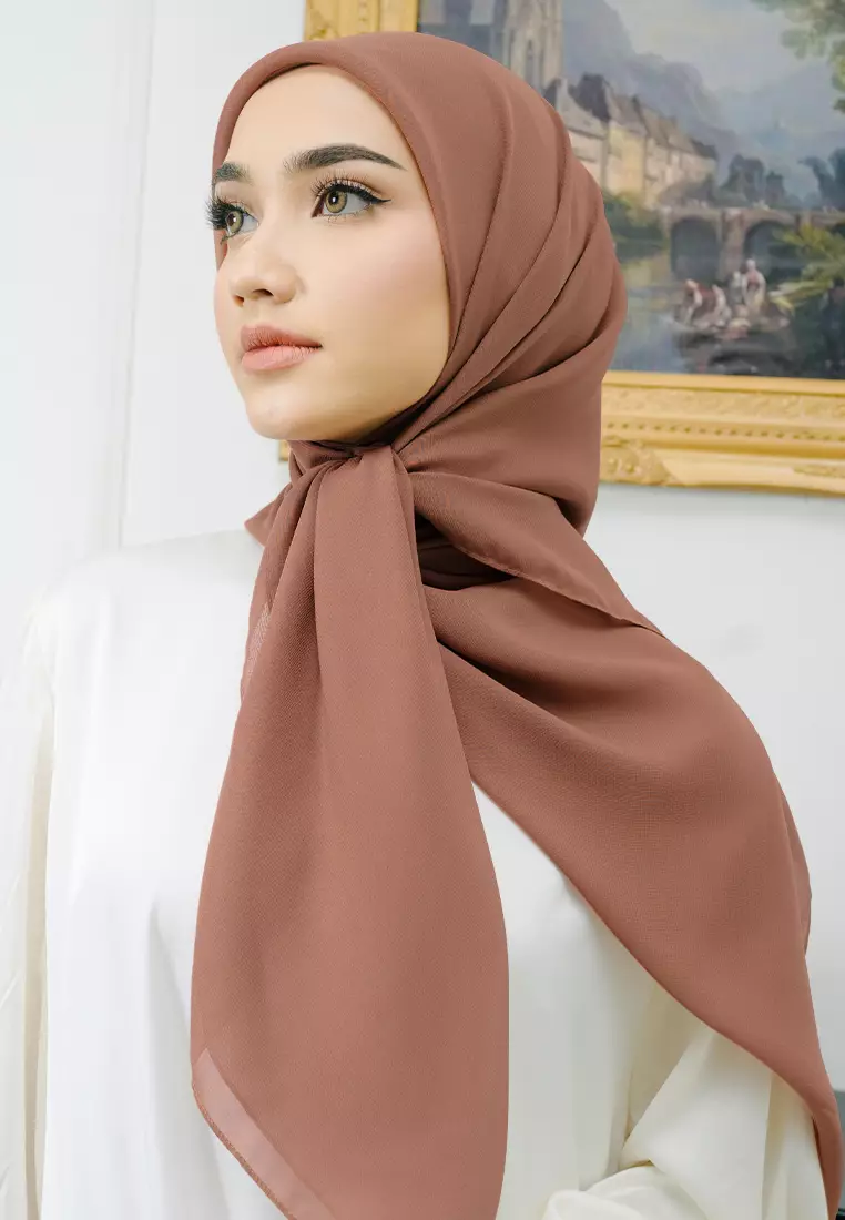 Polly Cotton (Hijab Segiempat Bella Square) Amber