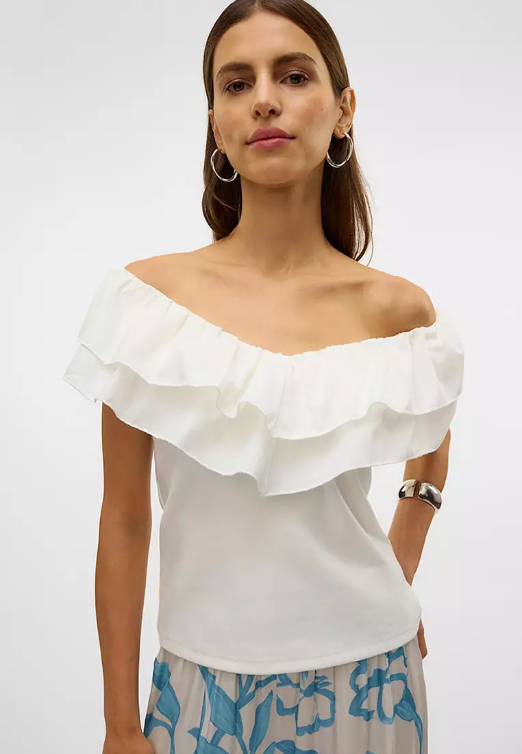 Sleeveless Frill Top