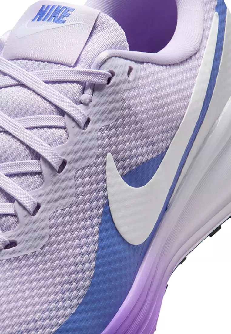 Nike Revolution 8