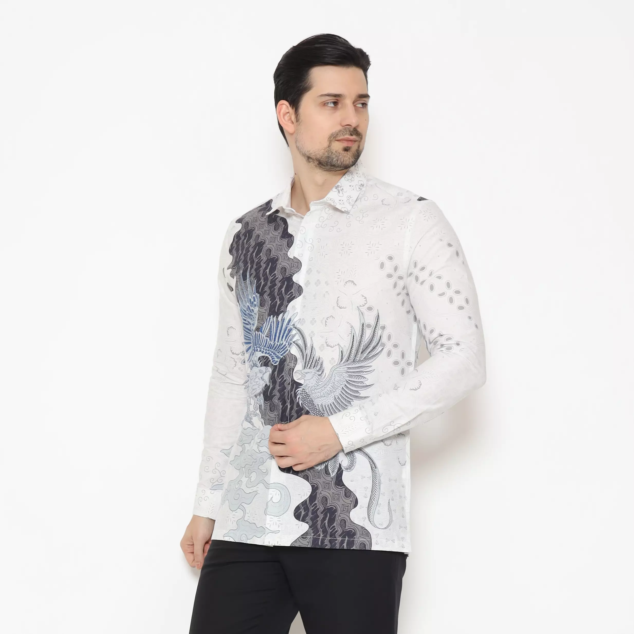 MAGINOT ERDA Batik Pria Slim Fit Lengan Panjang