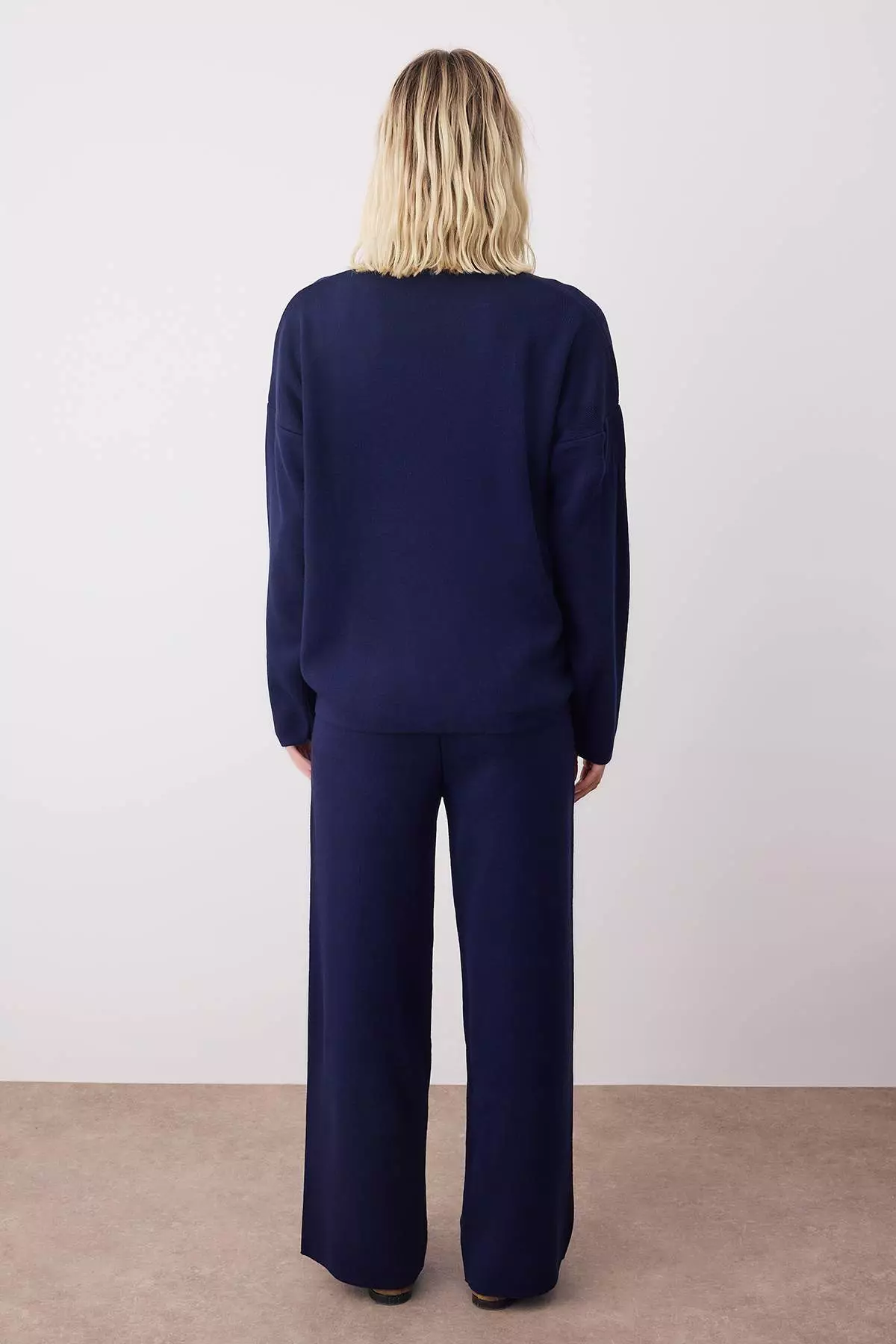 Navy Blue Accessory Detail 3-Piece Cardigan-Blouse-Trousers Knit Set