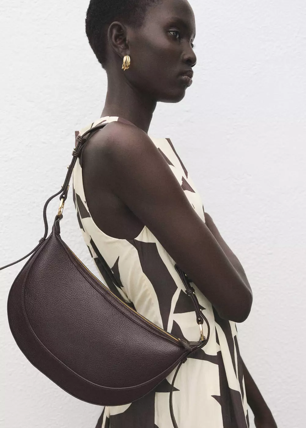 Gaun flare motif bunga-bunga