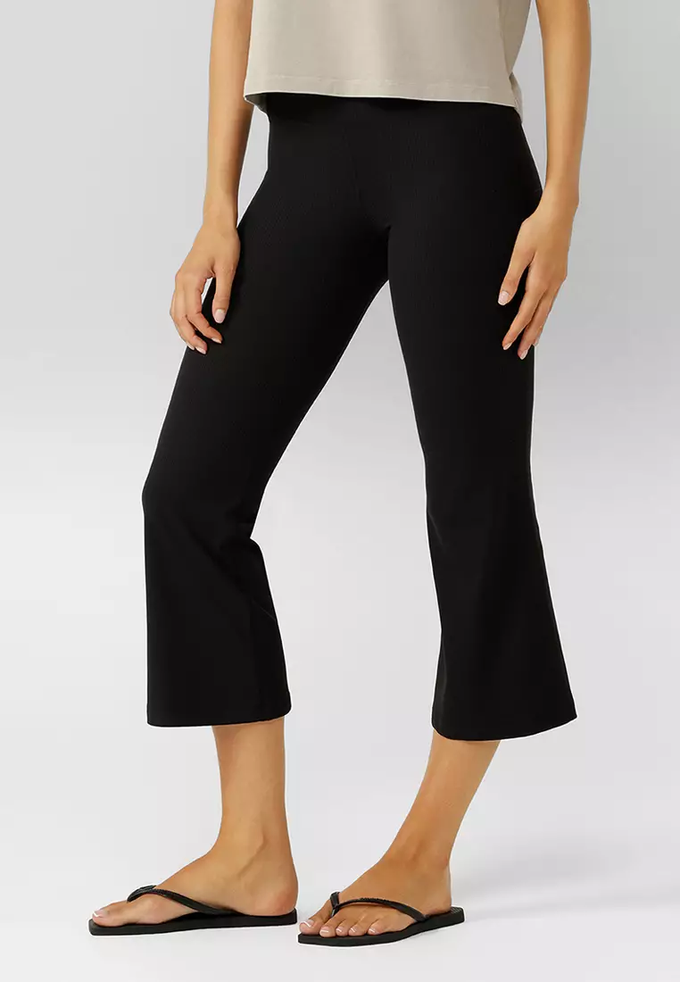 Irresistible Luxe Active Rib Cropped Yoga Pants