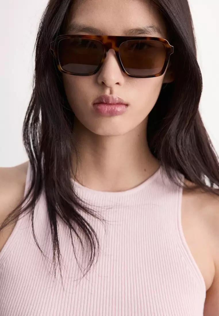 Fitted Fine-Knit Top