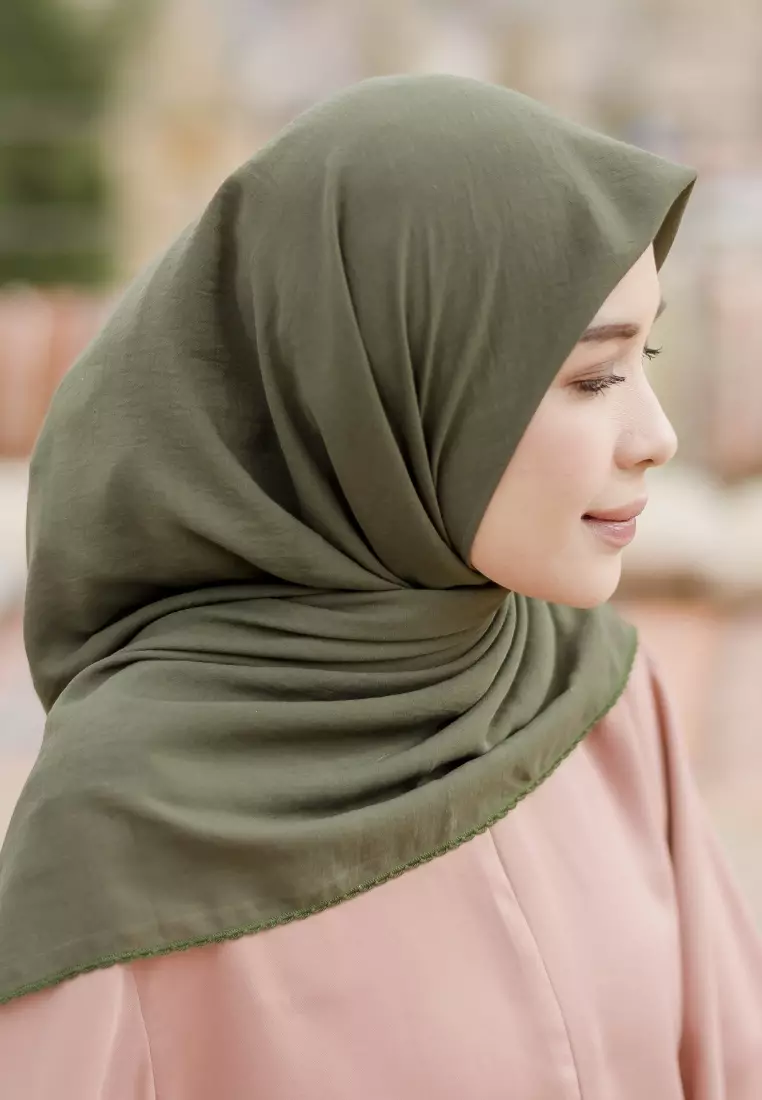 Embroidery Signature Square Army