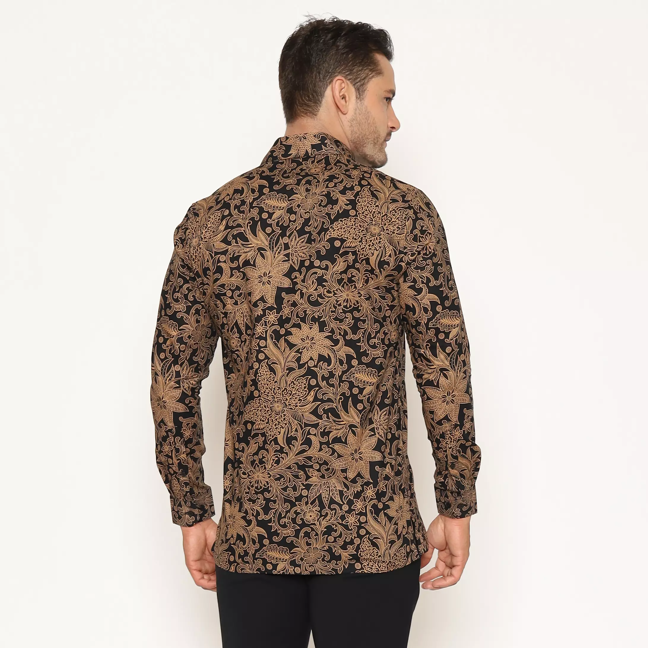 MAGINOT KAIVAN BROWN Batik Slim Fit Lengan Panjang