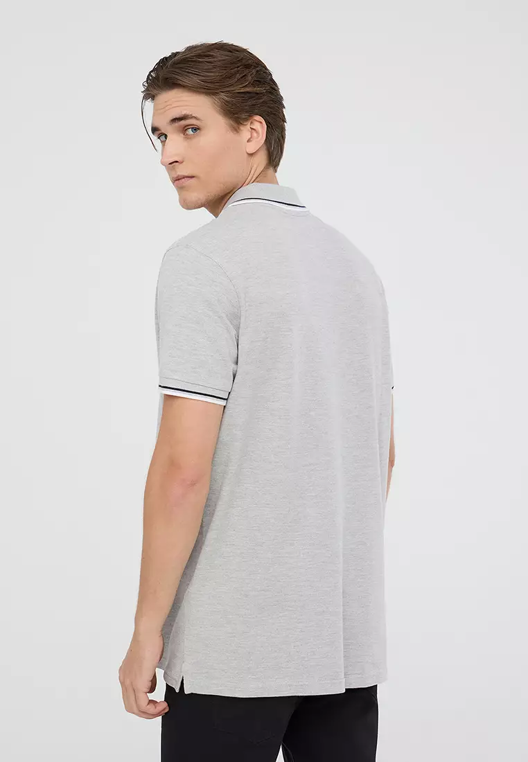 Man Short-Sleeved Polo Shirt