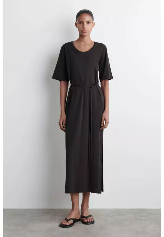BELTED MIDI T-SHIRT DRESS