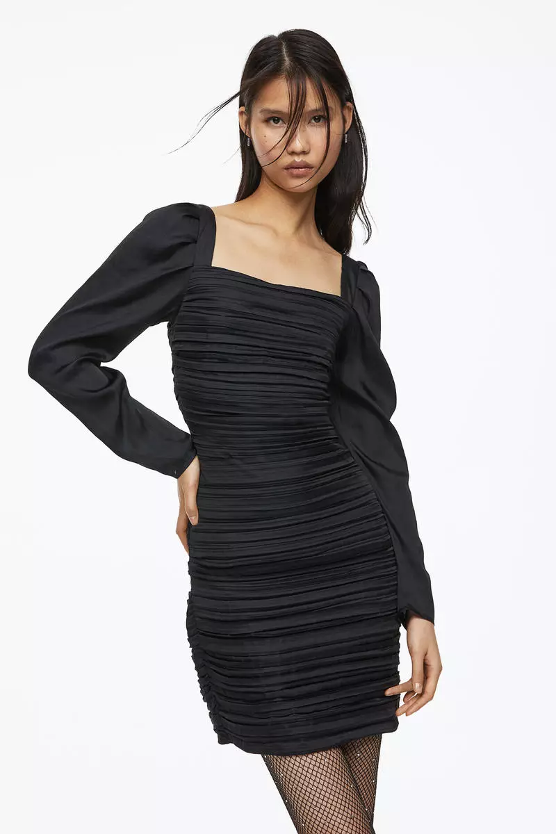 black bardot shirred pleated bodycon dress Black PrettyLittleThing Bardot Shirred Pleated Bodycon Dress