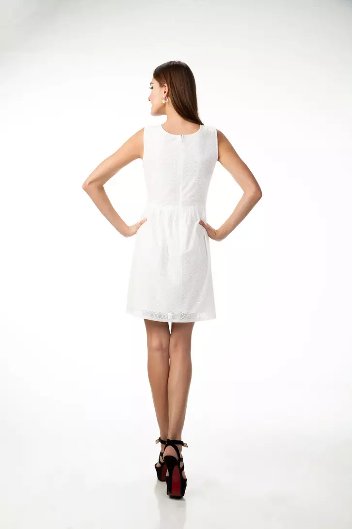 Sophistix Autumn Lace Dress in Off-White