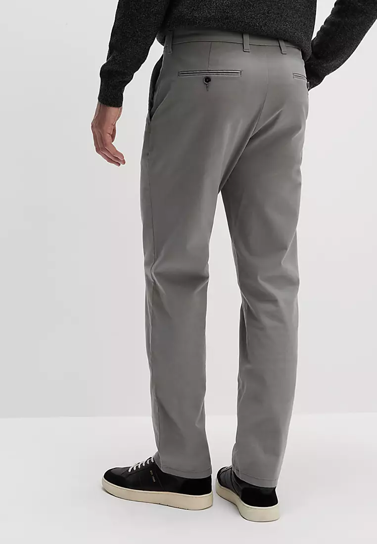 Regular Fit Stretch Chinos
