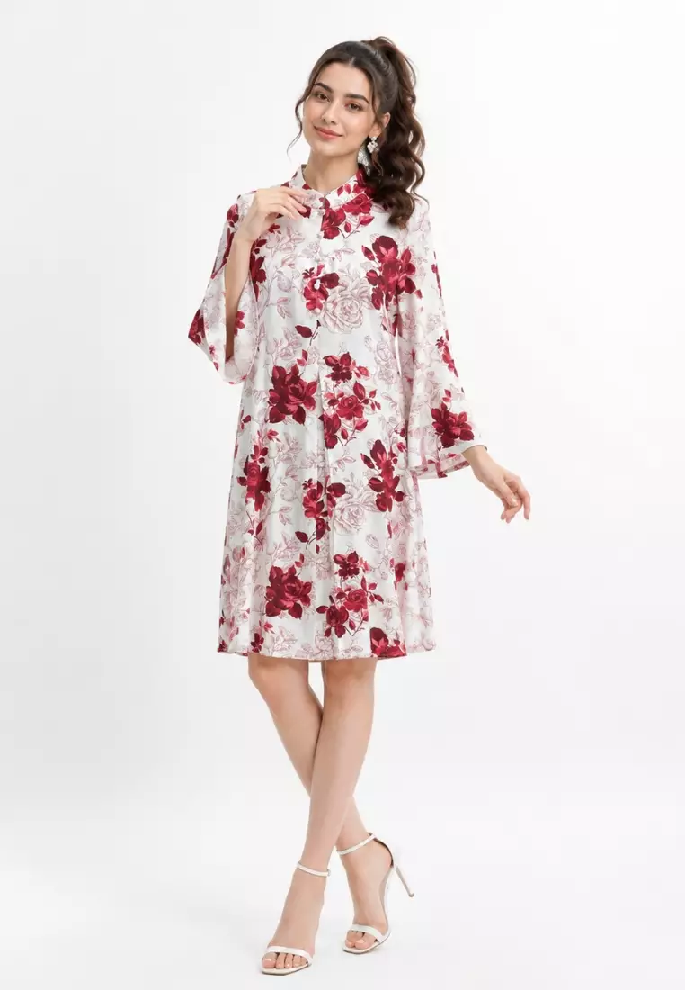Tunik Wanita Rayon Putih Kerah Sanghai Kembang - Kembang Lengan Panjang Arlette By Brilliant Girl Warna Putih
