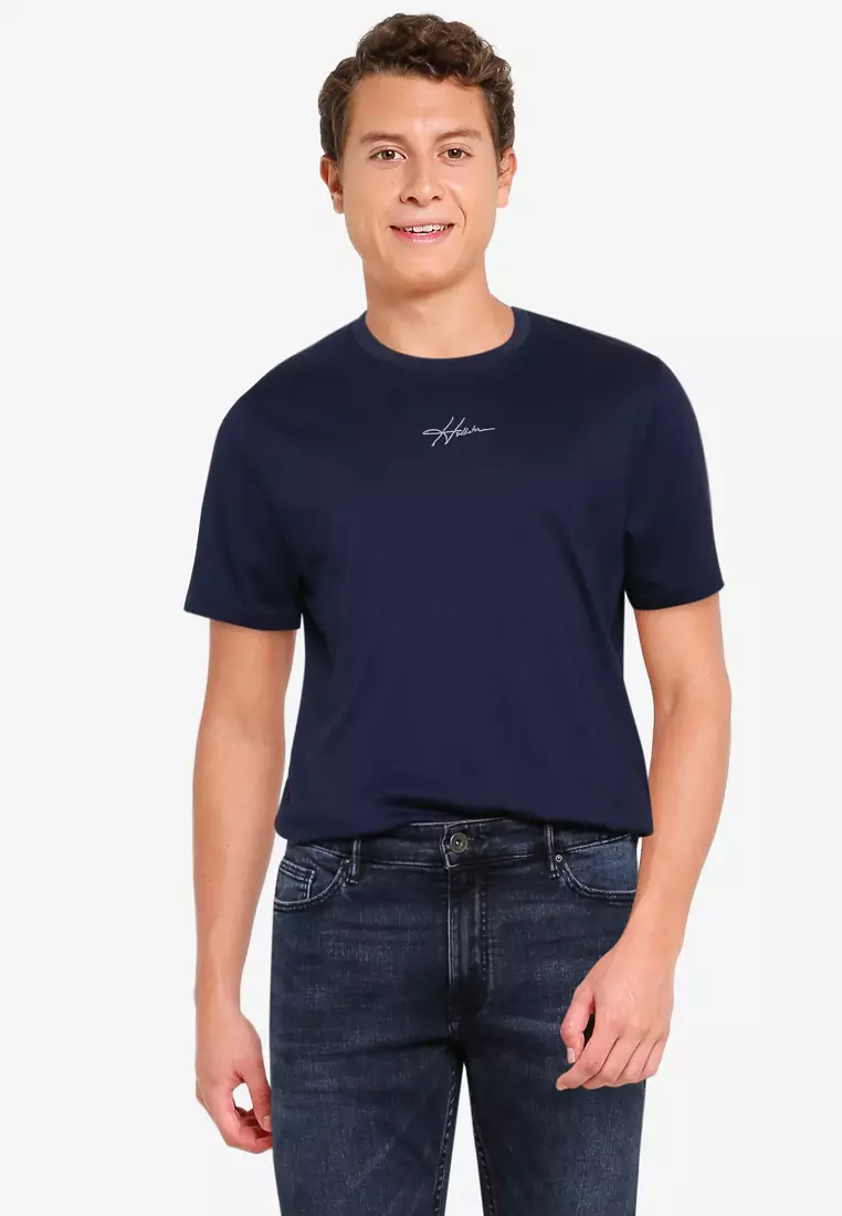 Hollister navy hotsell t shirt