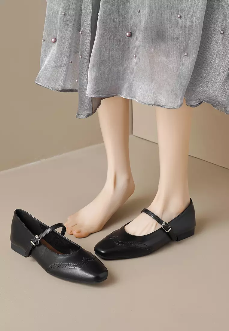 Brogue Microfiber Leather Mary Jane Shoes WW821-1