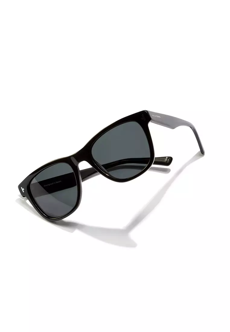 Polarized One Pair Sunglasses For Men And Women. Unisex. Official Product Designed In Spain