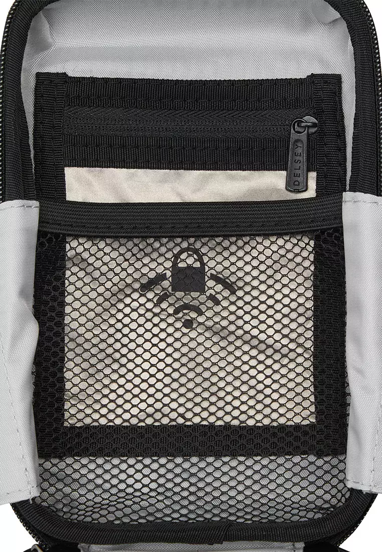 Delsey Paris Shadow 5.0 Clutch Black