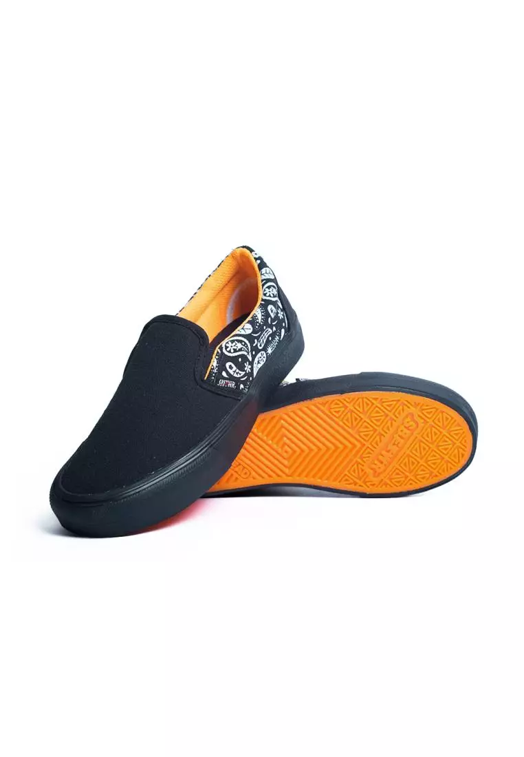 SABA  Slip on Paisley - Sepatu Sneakers Casual Pria Wanita