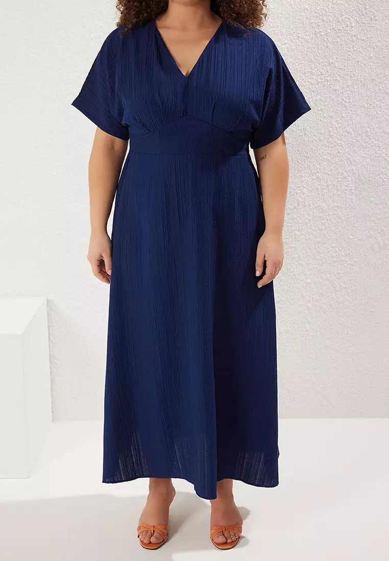 Navy Blue V Neck Short Sleeve Textured Fabric Woven Maxi Plus Size Dress Tbbss25Ah00038