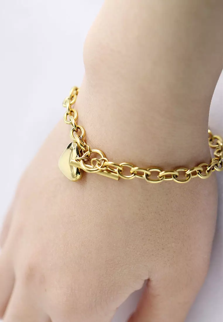 Eva Engravable Heart Toggle Clasp Bracelet Chain Bracelet in Gold