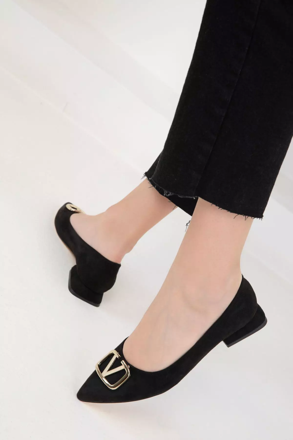 Discount on Soho  shoes - SKU: Buckle Low Heels