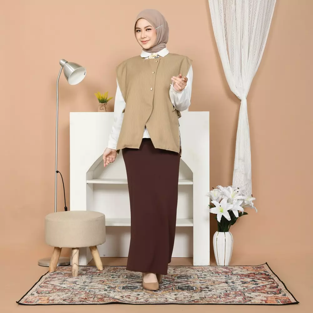 Devara Vest - Peanut M19550 R87S5