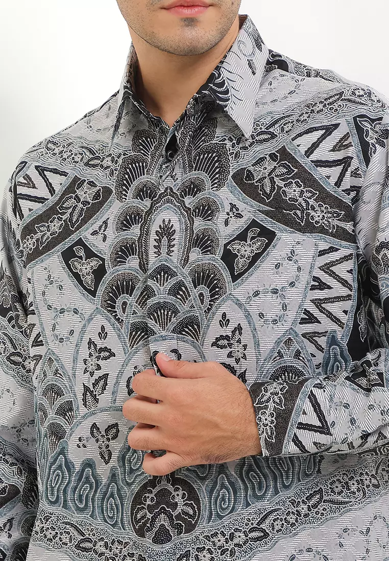 Kemeja Regular Fit Batik Mega Mendung